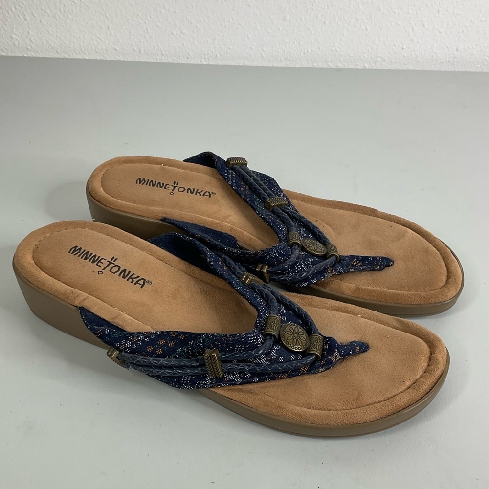 Minnetonka Blue Fabric Upper Flip‎ Flops Size 7
